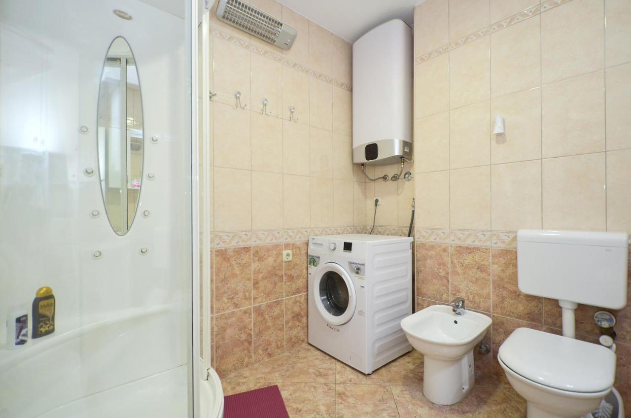 Apartman Lazy Summer Days สปลิท ภายนอก รูปภาพ
