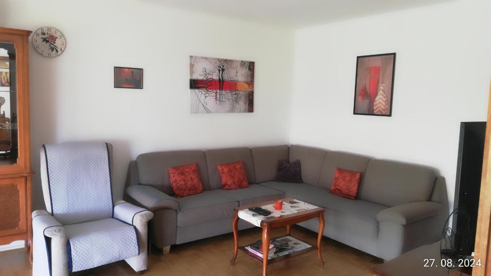 Apartman Lazy Summer Days สปลิท ภายนอก รูปภาพ